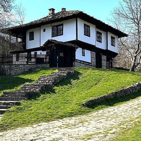 Къща За Гости Иван Карадимитров Bozhentsi Bagian luar foto